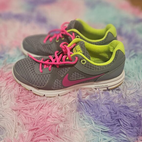 lunarlon nike womens shoes